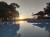 Hacienda La Bonita Paradise - Piscina Reflejo Atardecer