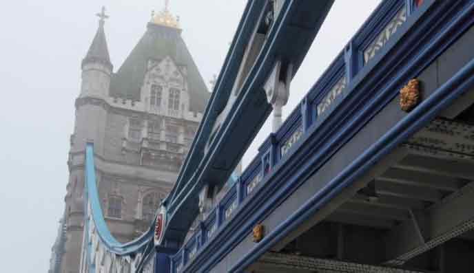 Electricista en Londres trabajando