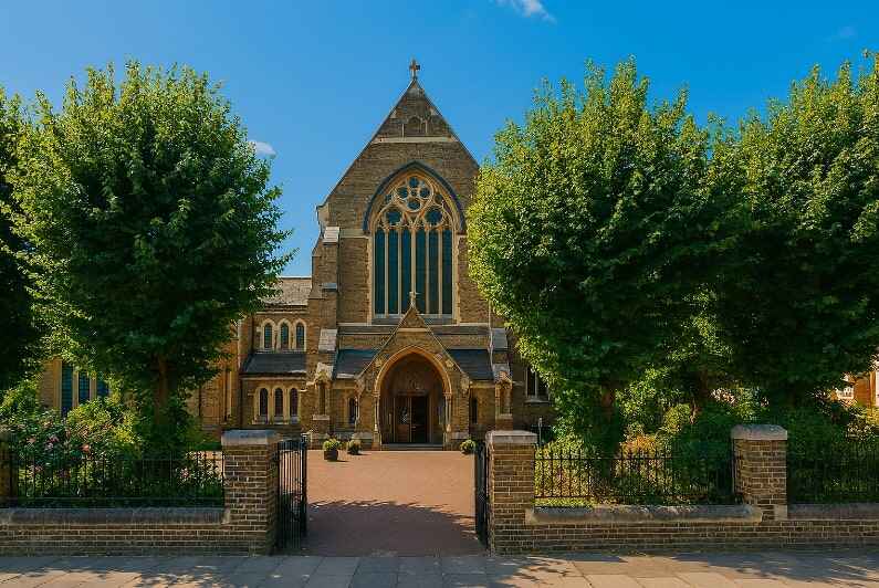Exterior of St Anthony of Padua church in London